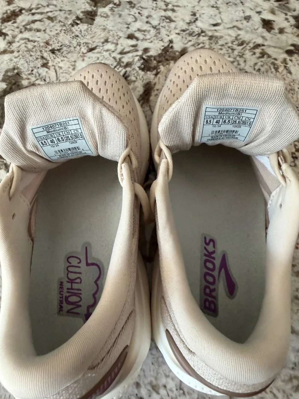 Brooks Ghost 16 Cushioned Road Running Shoes Womens Size 8.5